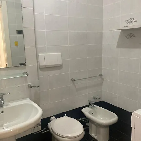 Grazioso Sul Mare Apartamento